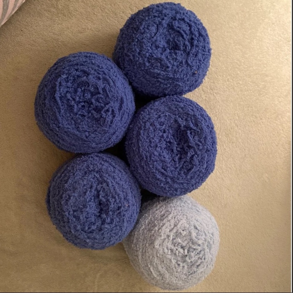 Yarn - Picture 1 of 2